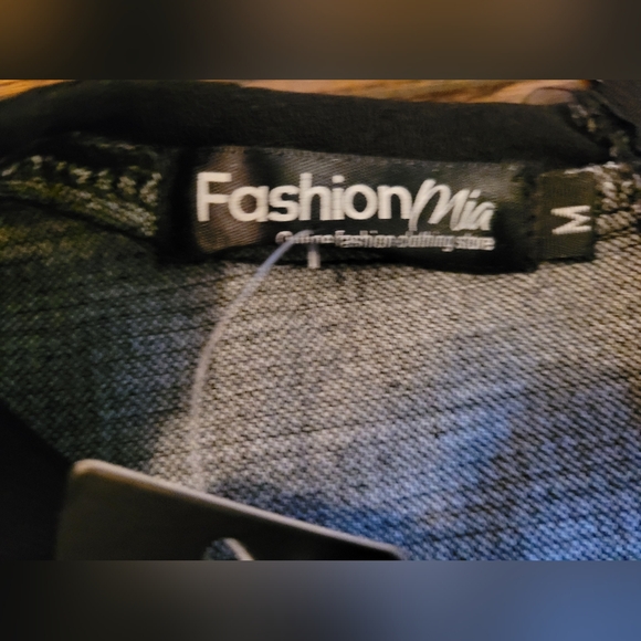 NWT Dress, Longer sleeves for Fall/Winter. - Picture 6 of 10